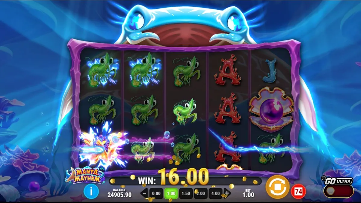 Isang makulay na underwater scene mula sa Manta Mayhem slot na nagtatampok ng manta ray at coral reef.